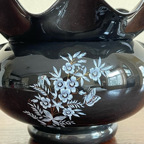 Vintage hand painted planter - Picture 2 of 7